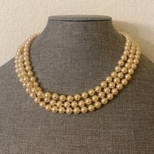 Gorgeous 60” Long Faux Pearl Necklace Rope